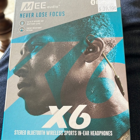 Stereo Bluetooth Wireless-sports in - ear Headphones - Picture 1 of 4